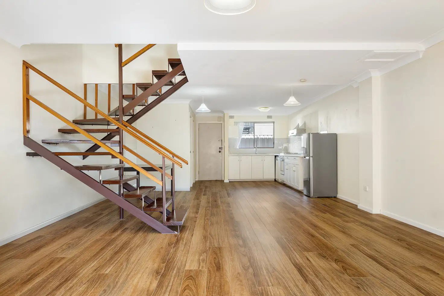 Main view of Homely townhouse listing, 4/5 Hills Street, Gosford NSW 2250