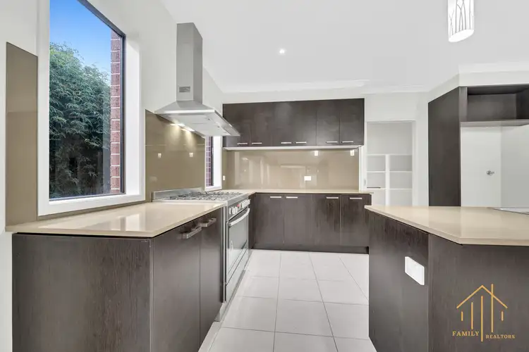 Sixth view of Homely house listing, 98 Scotsdale Drive, Cranbourne East VIC 3977