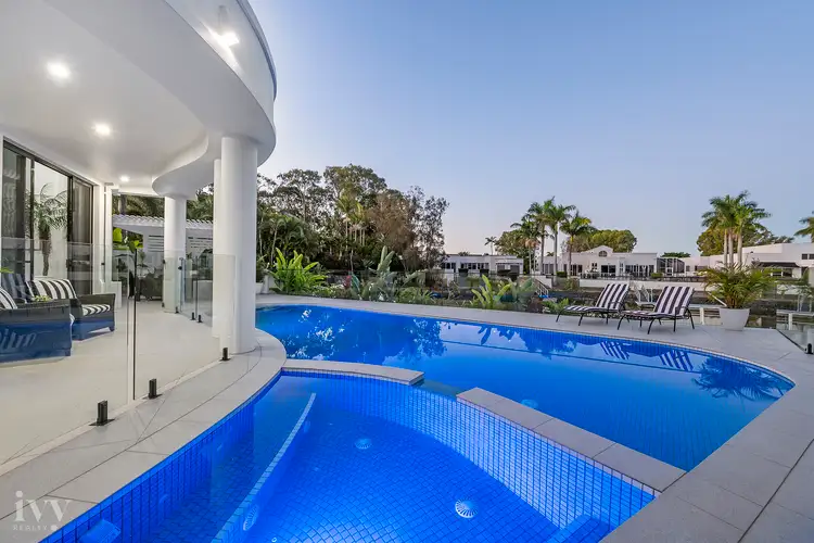 7077 Keyside Close, Sanctuary Cove QLD 4212