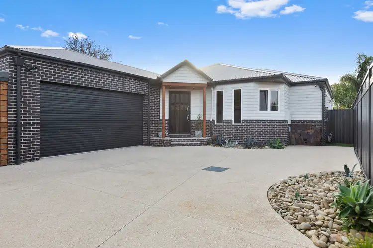 2/11 Derby Parade, Bonbeach VIC 3196