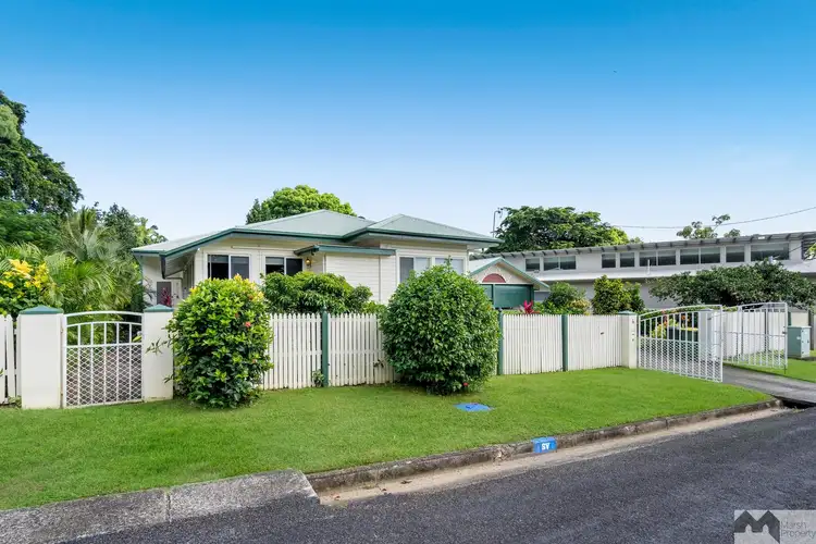 4 Dalgety Street, Stratford QLD 4870