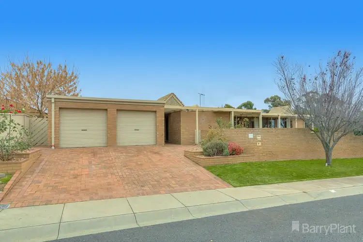 Main view of Homely house listing, 2 Kinrap Street, Kangaroo Flat VIC 3555