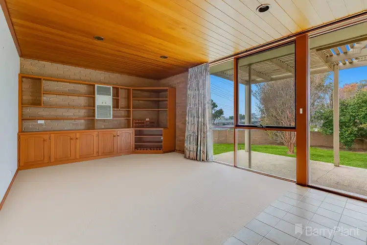 Second view of Homely house listing, 2 Kinrap Street, Kangaroo Flat VIC 3555