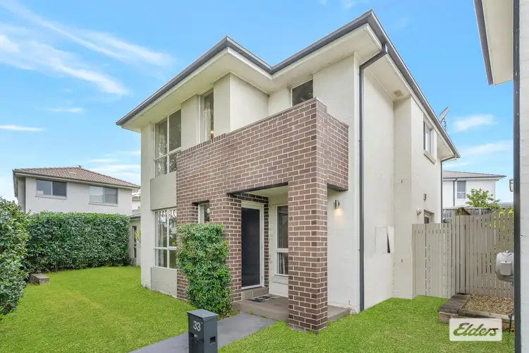 33 Northampton Drive, Glenfield NSW 2167