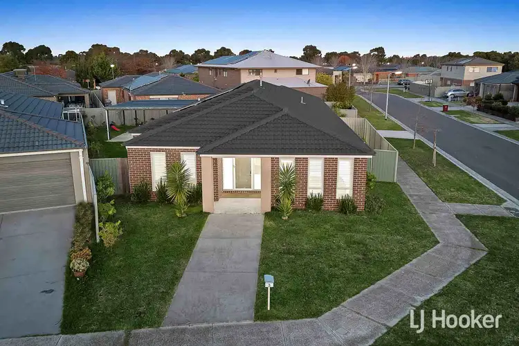 Second view of Homely house listing, 3 Stag Close, Cranbourne East VIC 3977