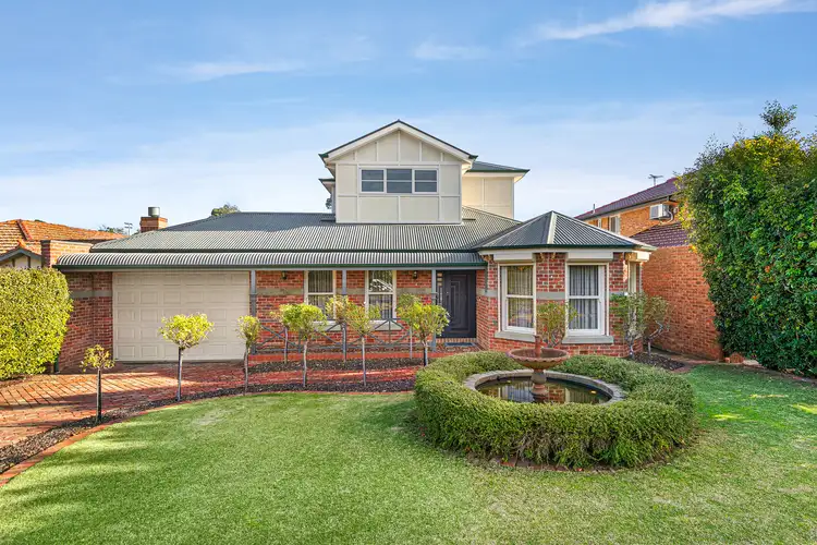 19 Gerona Court, Keilor VIC 3036