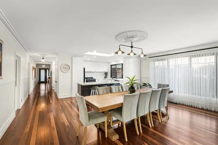 Sixth view of Homely house listing, 19 Gerona Court, Keilor VIC 3036