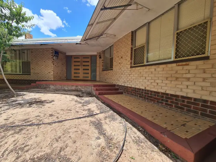 8 Kobeelya Avenue, Katanning WA 6317