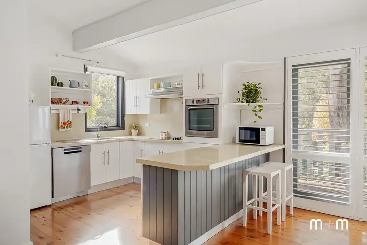 41 Highlands Parade, Bulli NSW 2516