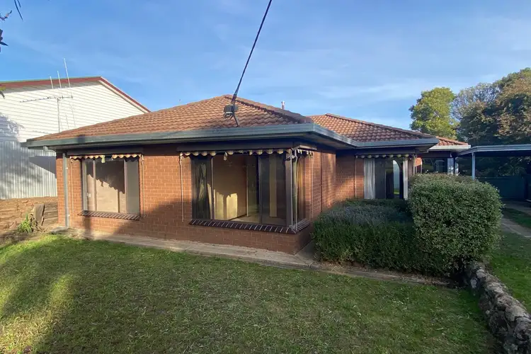 15 Thomas Street