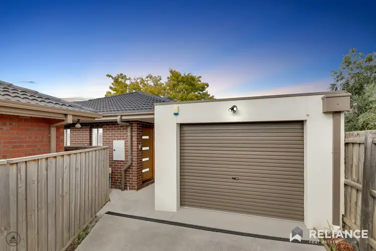 2/3 Moorillah Street