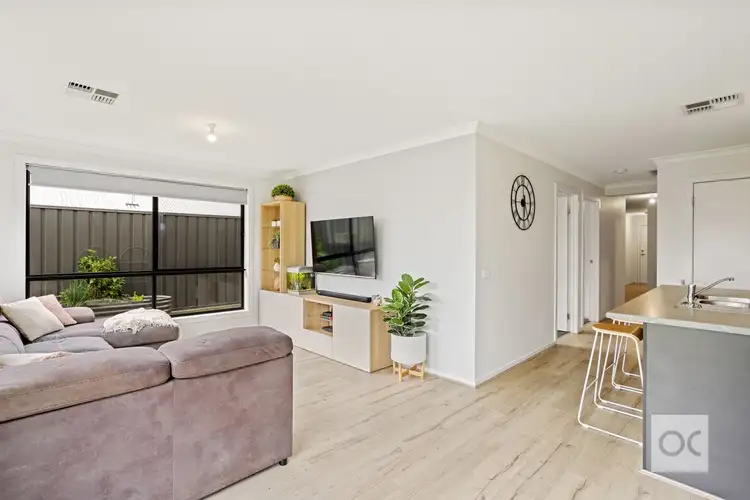 Sixth view of Homely house listing, 9 Royal Court, Hackham SA 5163
