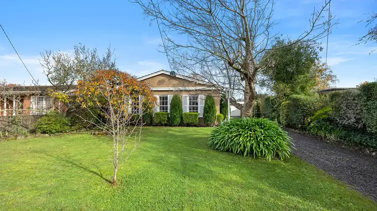 29 Gillies Street South, Alfredton VIC 3350