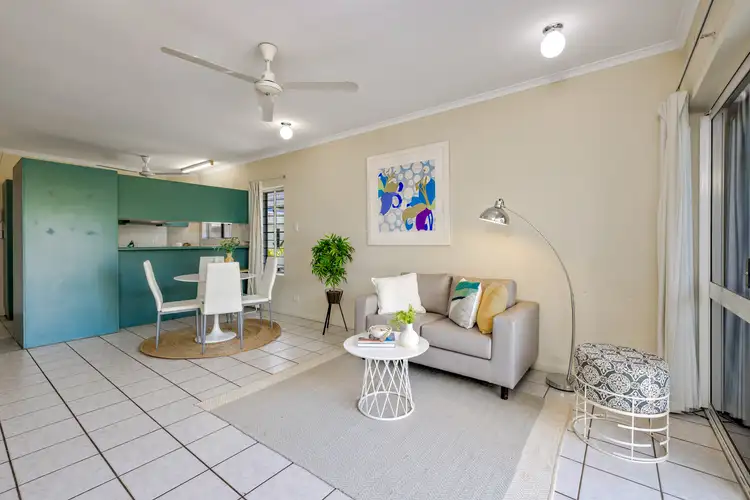 17/208 Grafton Street, Cairns North QLD 4870