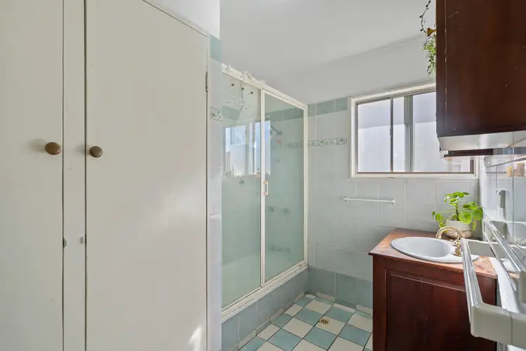 Sixth view of Homely house listing, 15 Logan Avenue, Oxley QLD 4075