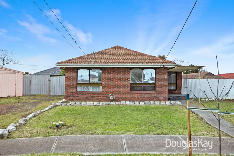 6 Kuala Close, St Albans VIC 3021