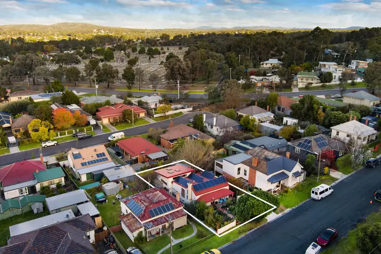 13 Malcolm Street, Quarry Hill VIC 3550