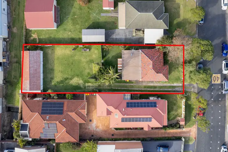 42 Smith Street, Fairy Meadow NSW 2519