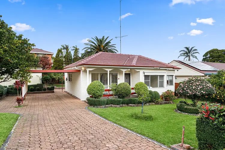3 Wonson Avenue, Coniston NSW 2500