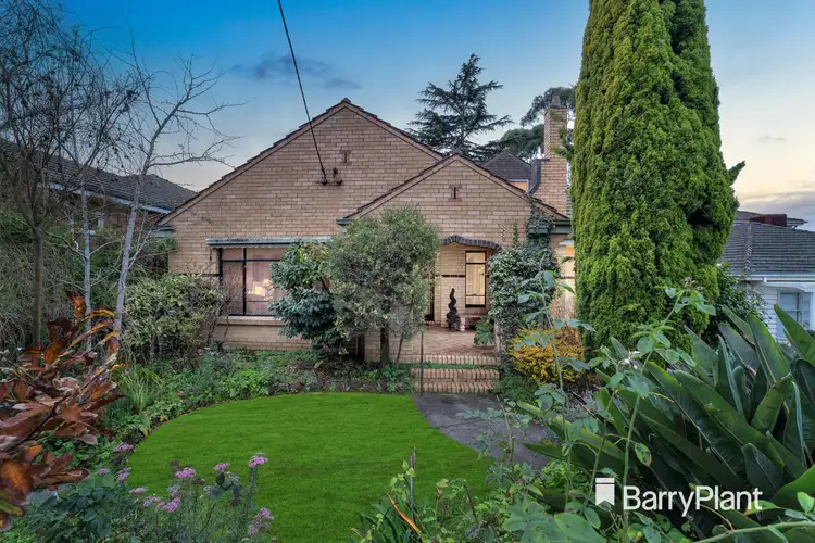 37 Edmonds Avenue, Ashwood VIC 3147