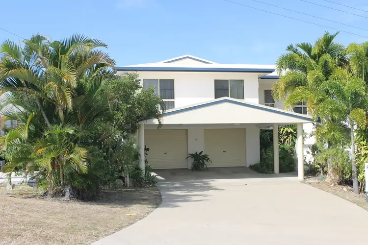 79 Livinstone Street, Bowen QLD 4805