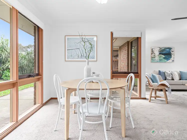 Fourth view of Homely house listing, 6 Kerrie Anne Court, Skye VIC 3977