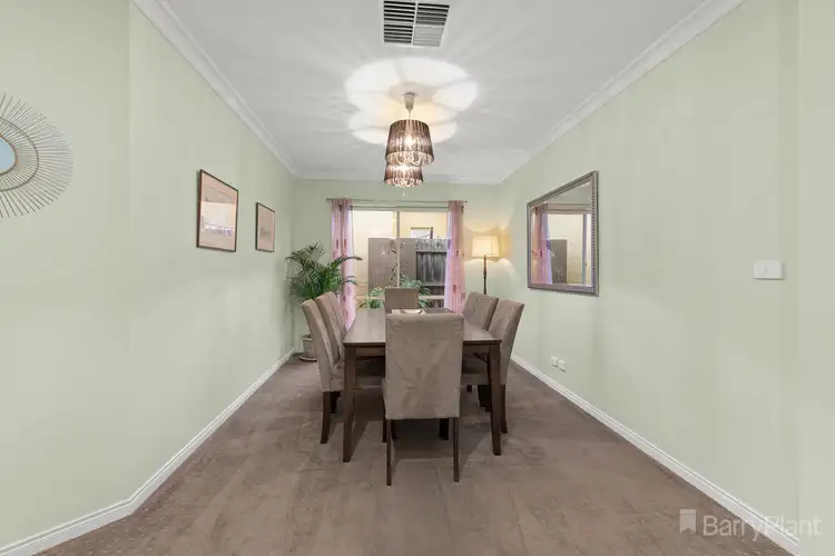 Fifth view of Homely house listing, 8 Chatsworth Court, Beaconsfield VIC 3807