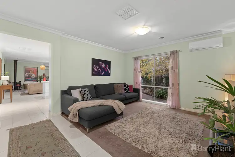 Sixth view of Homely house listing, 8 Chatsworth Court, Beaconsfield VIC 3807
