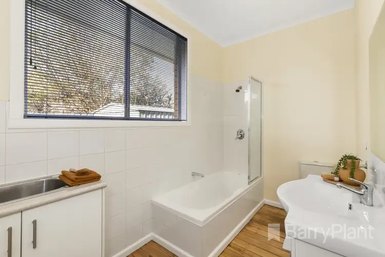 Sixth view of Homely unit listing, 2/11 Chandler Road, Noble Park VIC 3174