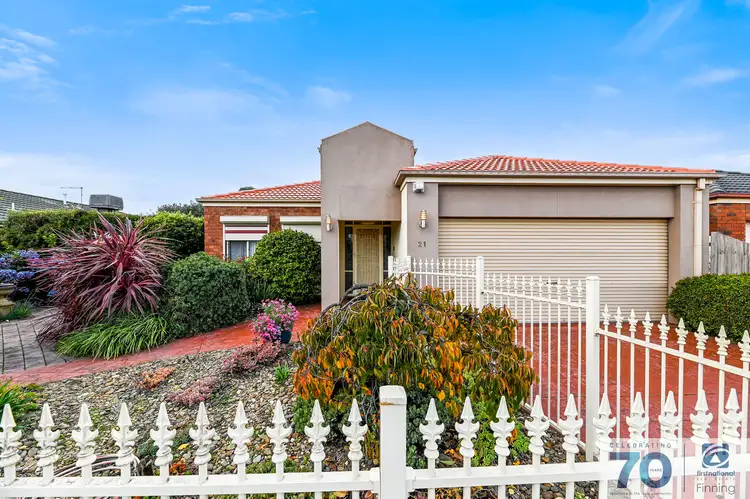 Main view of Homely house listing, 21 Jagger Circuit, Cranbourne East VIC 3977