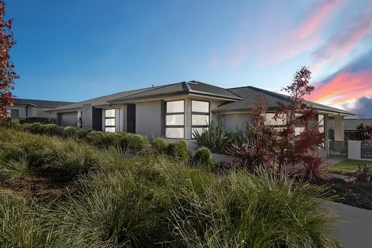 2 Eba Street, Crace ACT 2911