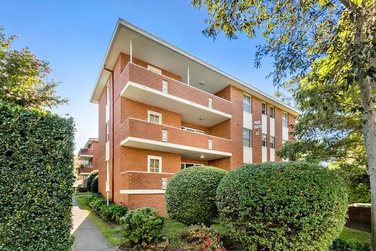 1/23 Edgeworth David Avenue, Hornsby NSW 2077