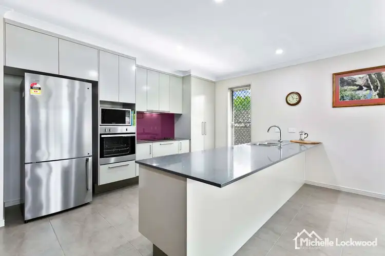 14 Munro Way, Urraween QLD 4655
