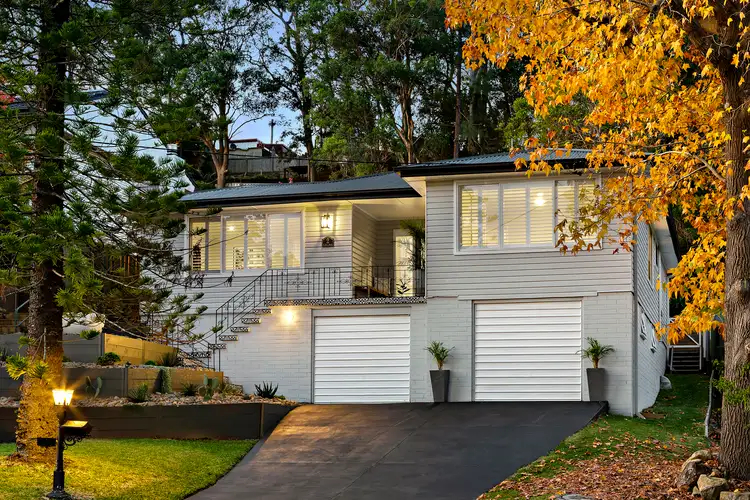2 Lisa Avenue, Warners Bay NSW 2282