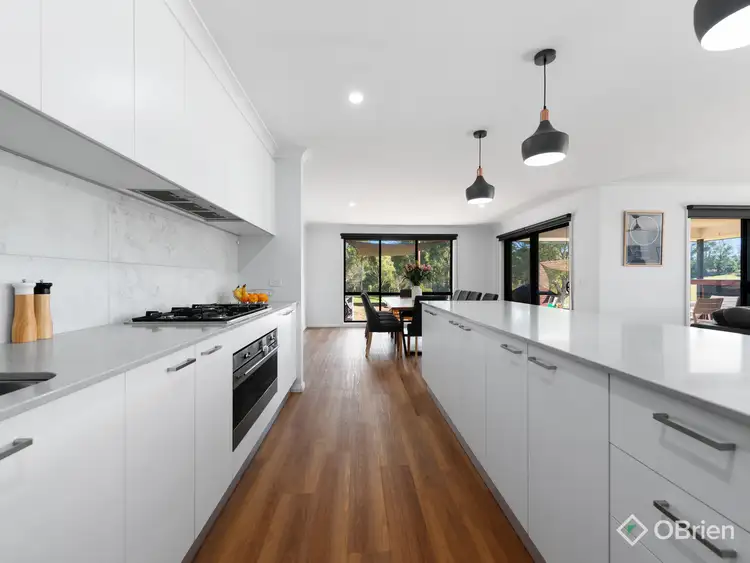 Fifth view of Homely house listing, 21 Ian Court, Wy Yung VIC 3875