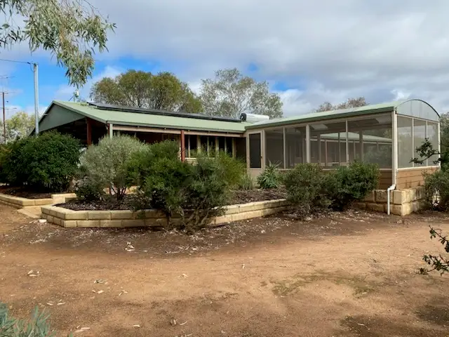 6292 Quairading-York Highway, York WA 6302