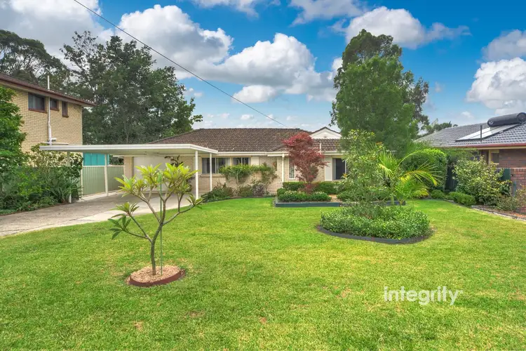 5 Allison Avenue, Nowra NSW 2541