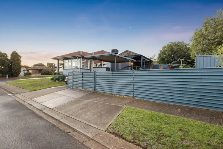 Fifth view of Homely house listing, 40 Suzanne Avenue, Morphett Vale SA 5162