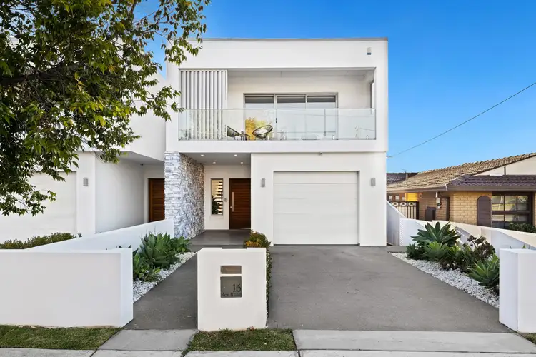16 Rex Road, Georges Hall NSW 2198