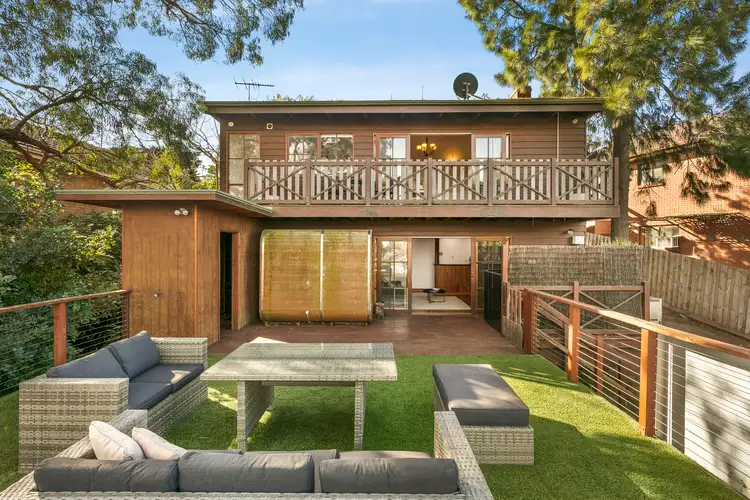 55 Newman Crescent, Niddrie VIC 3042