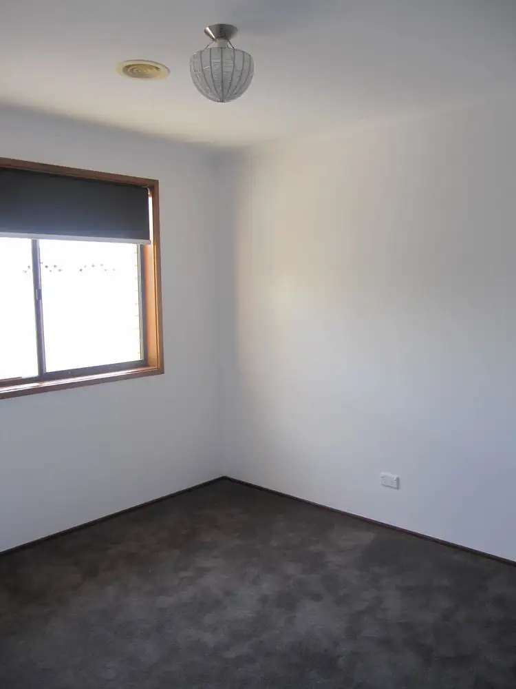 Fifth view of Homely unit listing, 2/2 William Wilkins Crescent, Isaacs ACT 2607