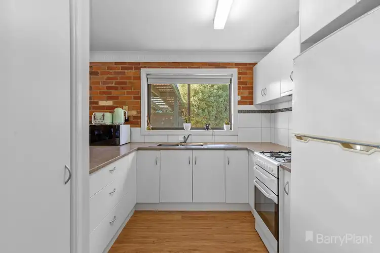 Second view of Homely unit listing, 16A Bennett Street, Bendigo VIC 3550