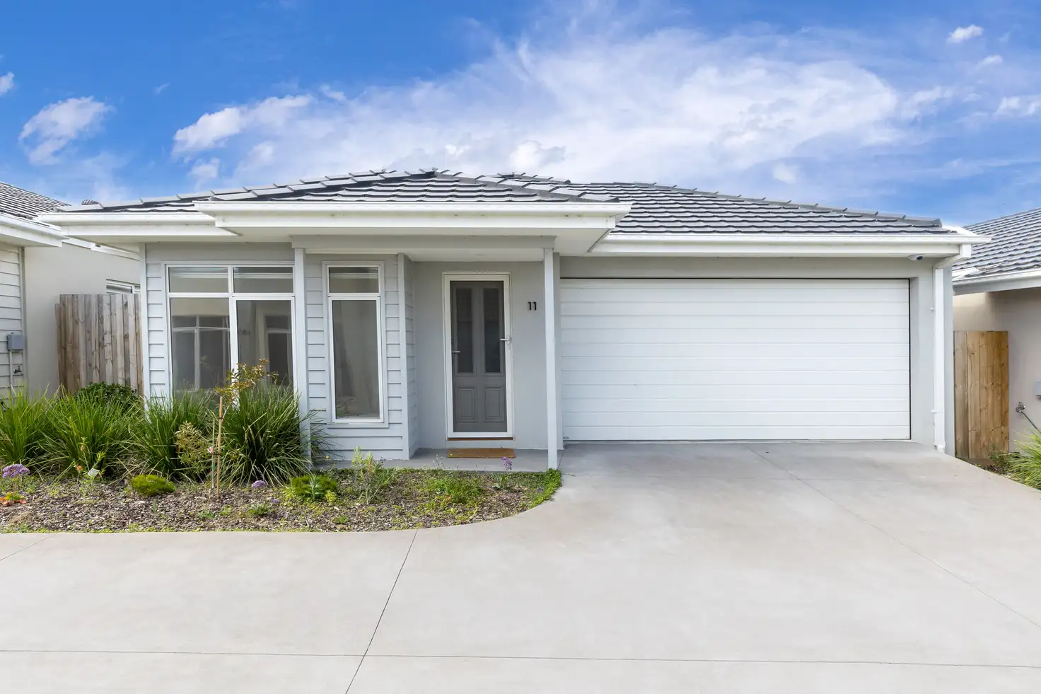 Main view of Homely unit listing, 11 Oakwood Court, Rosebud VIC 3939
