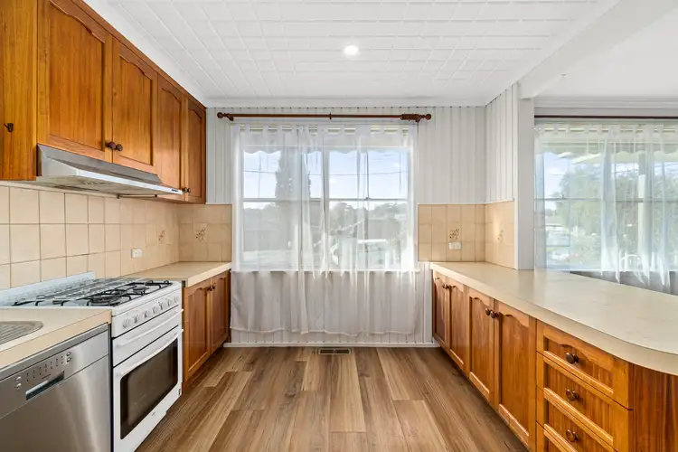 Fifth view of Homely house listing, 7 Murphy Crescent, Traralgon VIC 3844