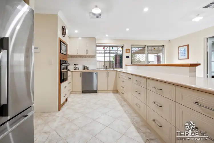6 Blandfield Way, Parkwood WA 6147