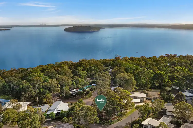 142 Jetty Point Drive, Murrays Beach NSW 2281