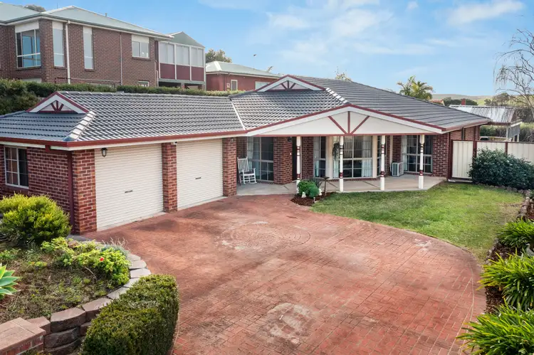 6 Doutney Court, Sunbury VIC 3429