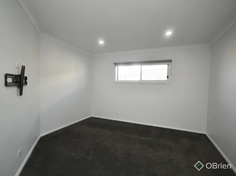 Sixth view of Homely house listing, 18 Magnolia Drive, Bairnsdale VIC 3875