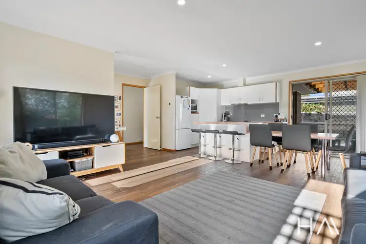 Fifth view of Homely unit listing, 2/27 Cavenor Drive, Oakdowns TAS 7019