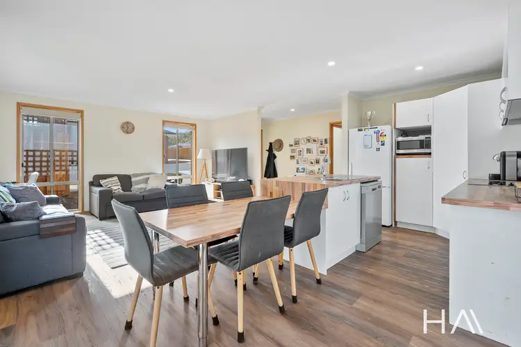 Sixth view of Homely unit listing, 2/27 Cavenor Drive, Oakdowns TAS 7019